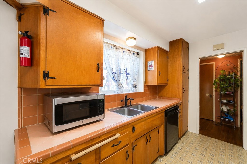 1513 W Princeton Street, Ontario