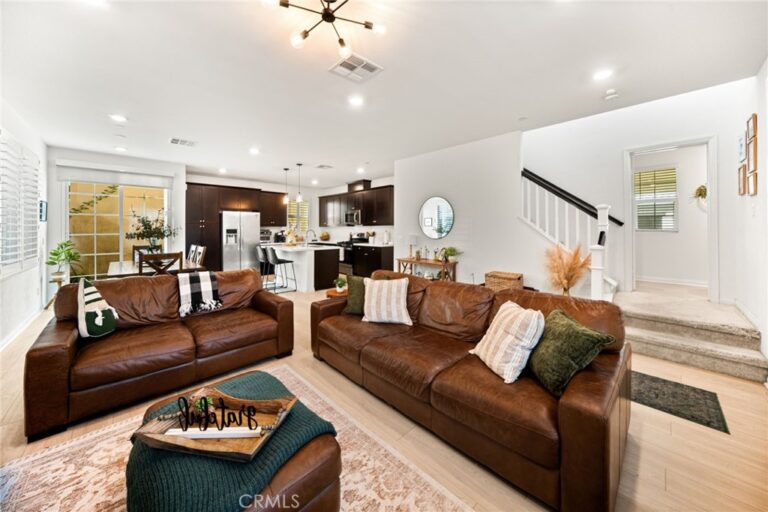 15147 Ridge #6, Fontana