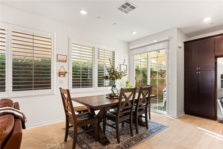 15147 Ridge #6, Fontana