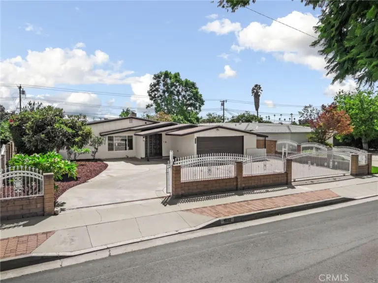 1532 E Rowland Avenue, West Covina