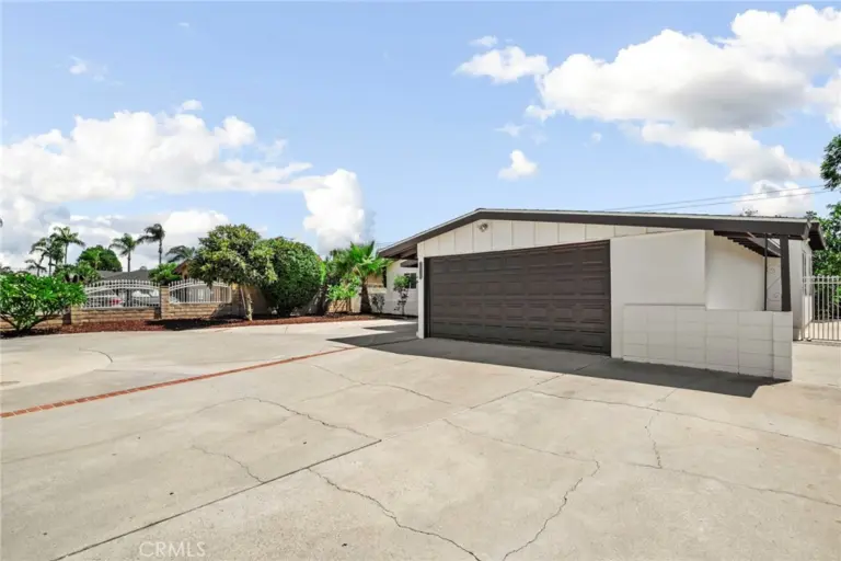 1532 E Rowland Avenue, West Covina