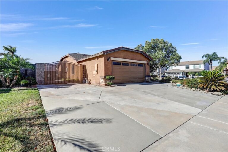 15381 Mallard, Fontana