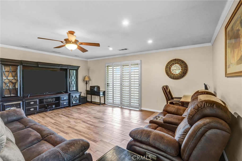 15381 Mallard, Fontana