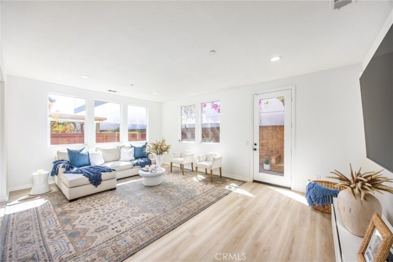 1544 Glen Cove, Upland