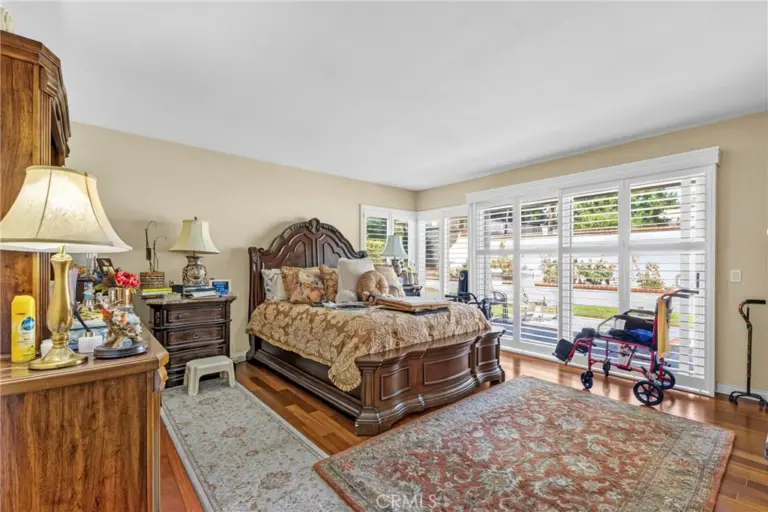 1565 Wedgewood, Upland