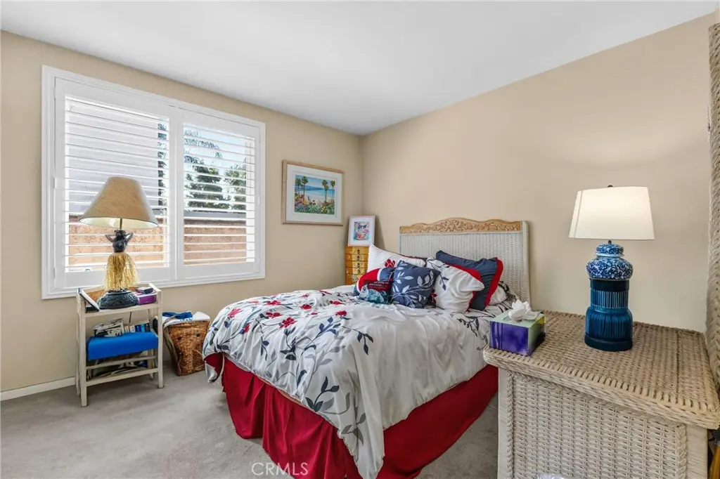 1565 Wedgewood, Upland