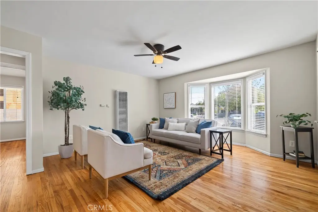 157 N Alameda Avenue, Azusa