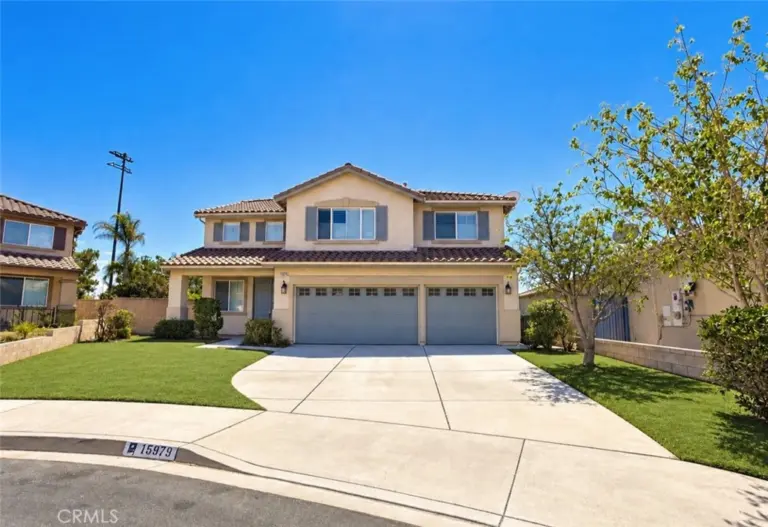 15979 Ludlow, Fontana