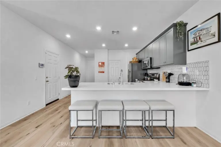 16083 Tanzinite Lane, Chino