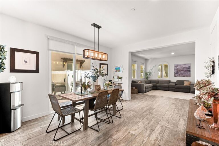 1623 Hogan Court, Upland