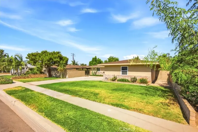 1623 S Lang, West Covina