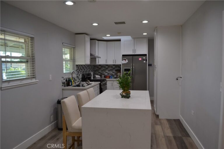 16262 Ivy Avenue, Fontana