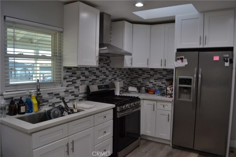 16262 Ivy Avenue, Fontana