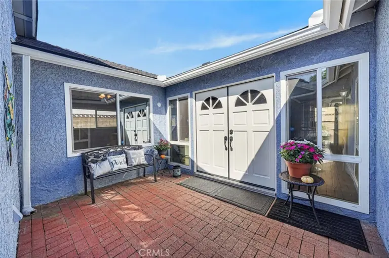 1630 E Edgecomb, Covina