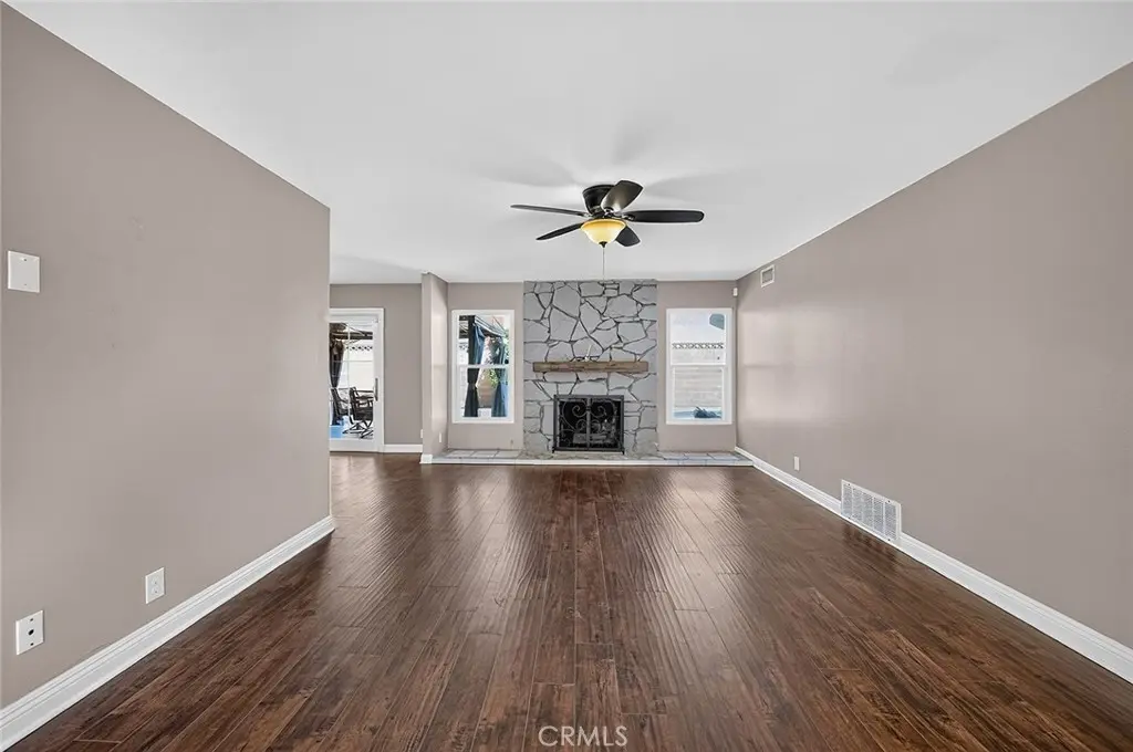 1630 E Edgecomb, Covina