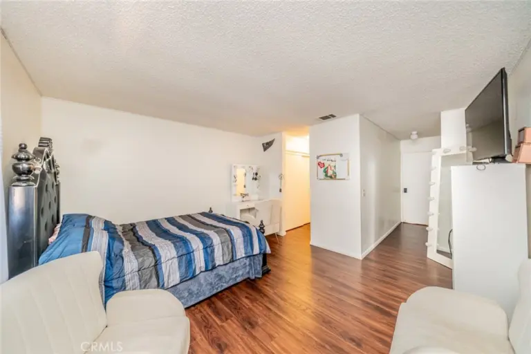 16595 Upland #F, Fontana