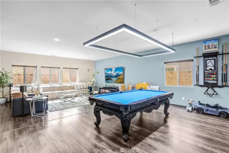 16765 Buttonwood, Fontana