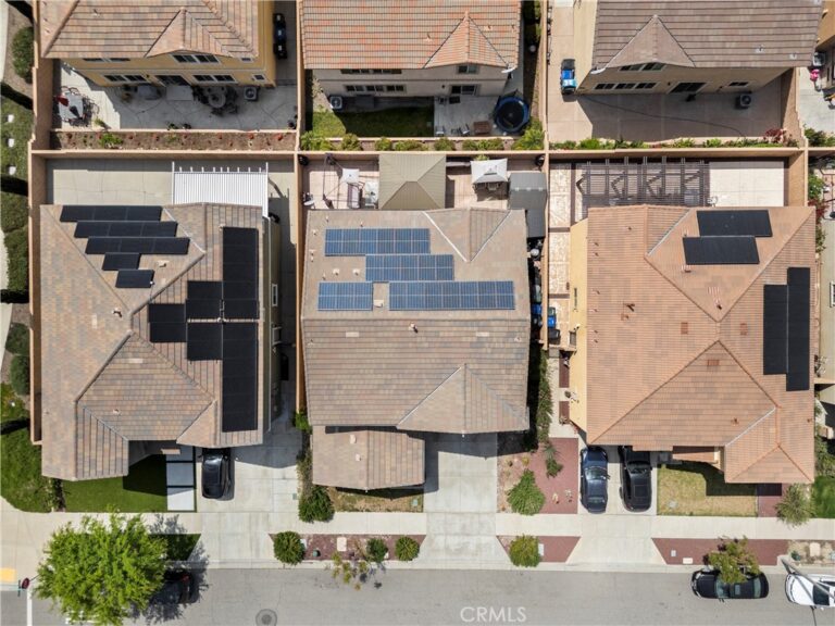 16773 Buttonwood Lane, Fontana