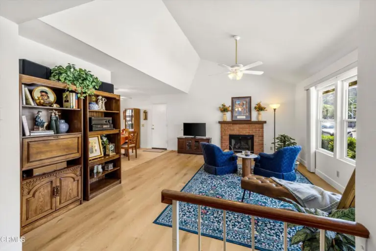 1715 Compromise Line Road, Glendora