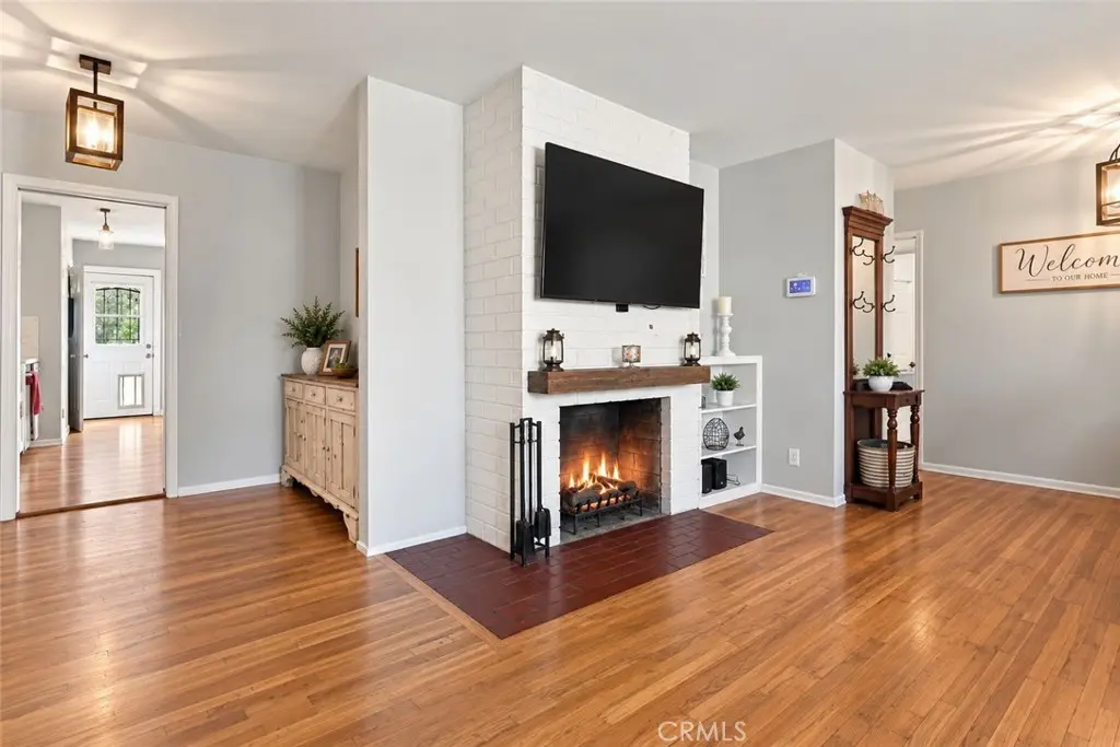 184 Ford Avenue, Pomona