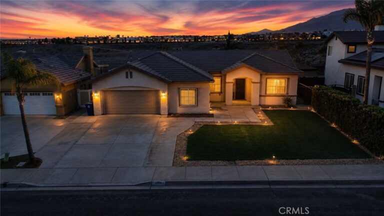 1844 N Arrowhead Avenue, Rialto