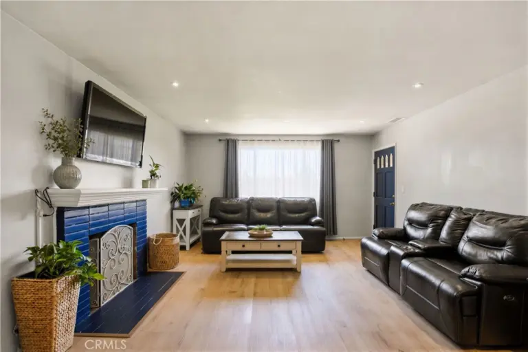 1911 W Palm, West Covina