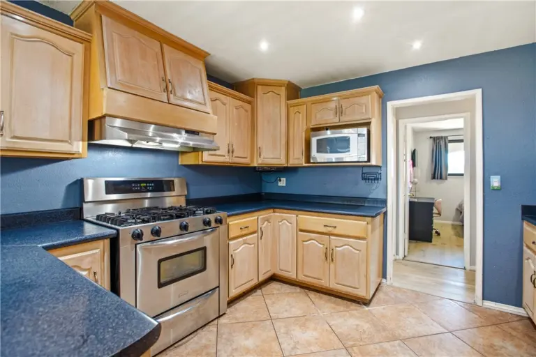 1911 W Palm, West Covina