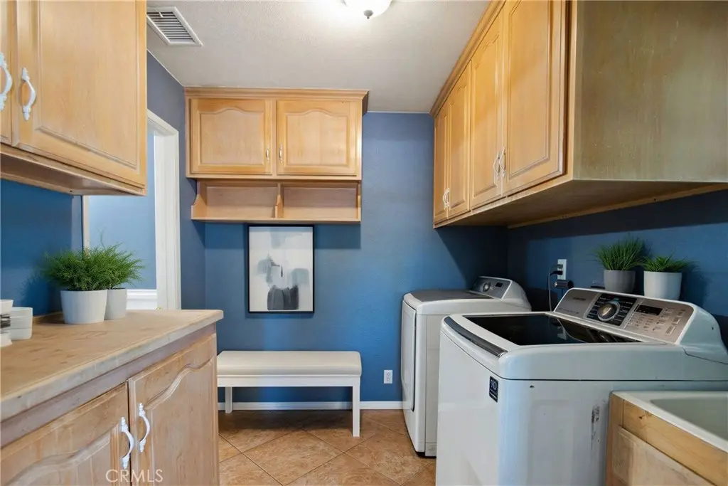 1911 W Palm, West Covina