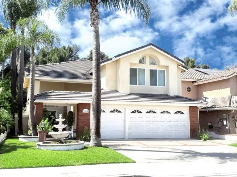 2026 Avenida Hacienda, Chino Hills