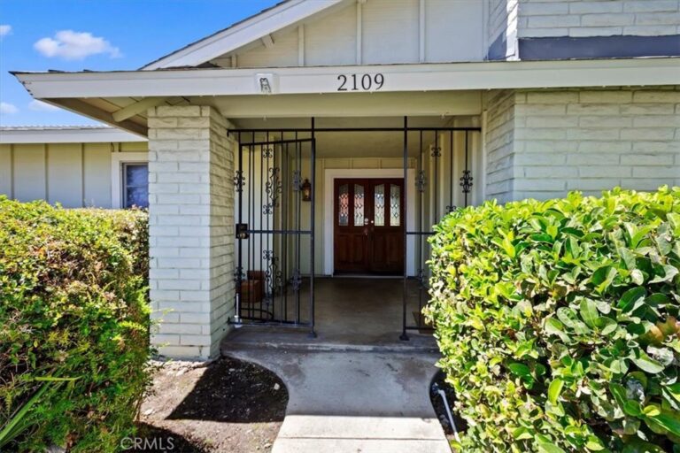 2109 N San Antonio, Upland