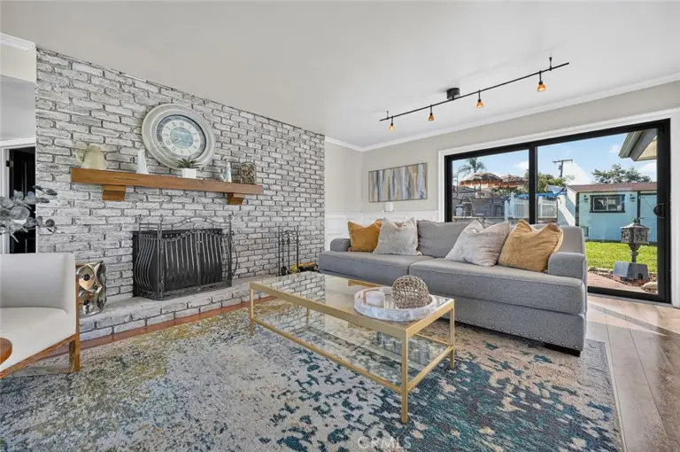 21132 E Cloverland Drive, Covina
