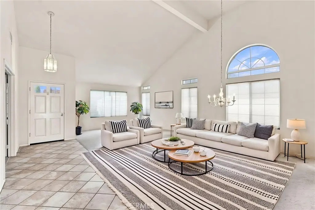 2127 E Bellbrook, Covina