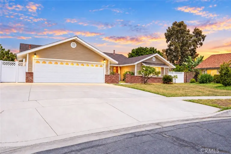 2164 N Date, Rialto