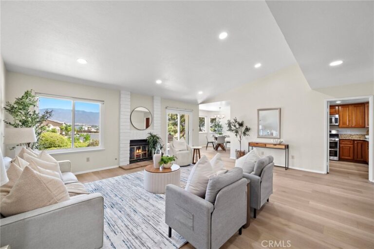 2437 N Sycamore, Rialto
