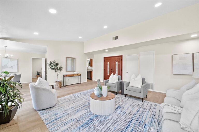 2437 N Sycamore, Rialto