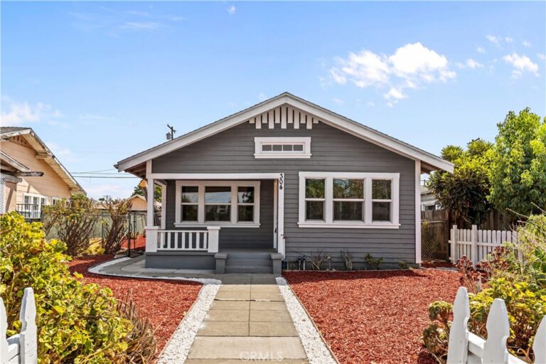 304 N MONTEREY, Ontario