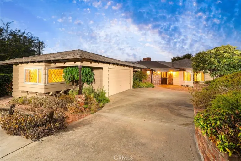 3147 E Los Cerillos Drive, West Covina