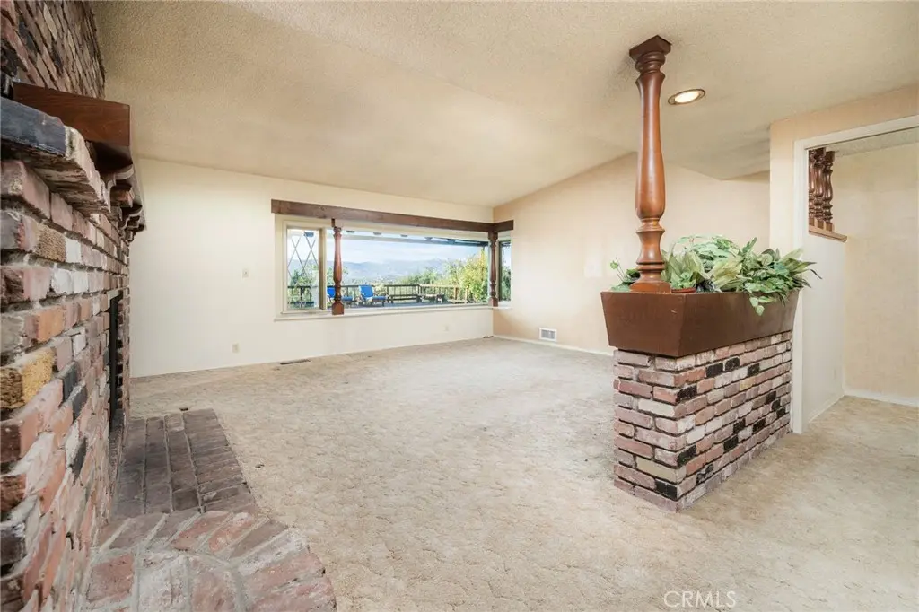 3147 E Los Cerillos Drive, West Covina