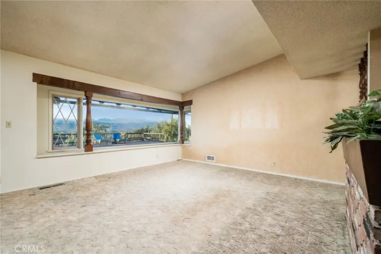 3147 E Los Cerillos Drive, West Covina