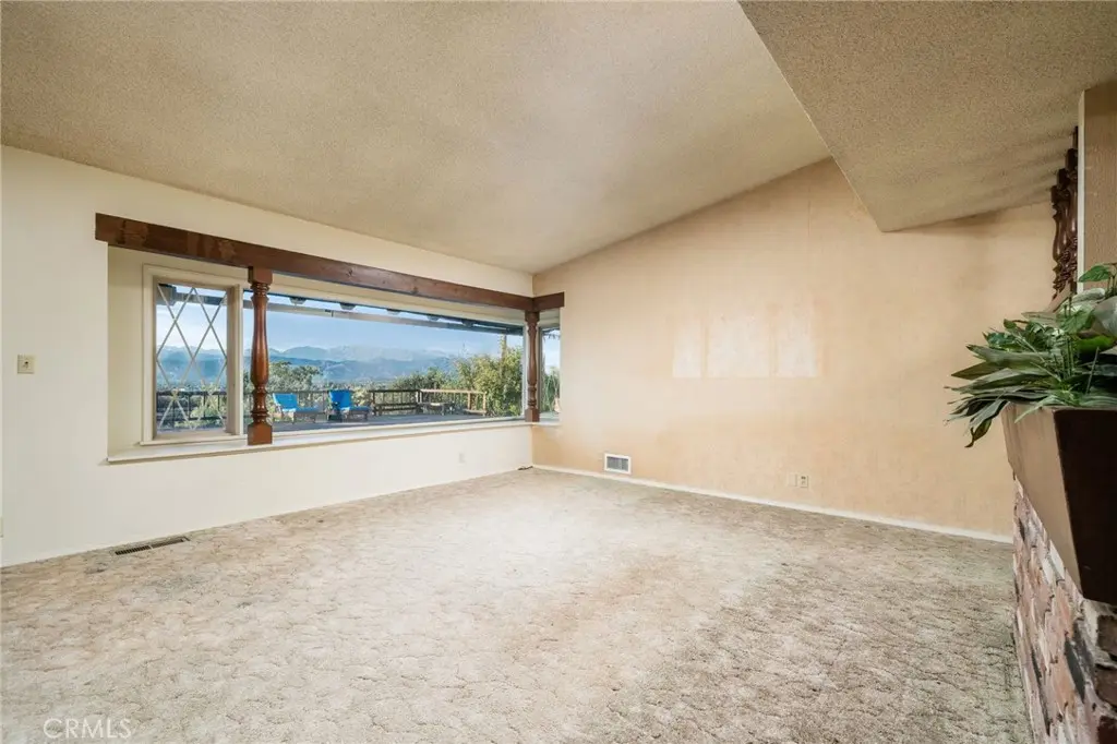 3147 E Los Cerillos Drive, West Covina