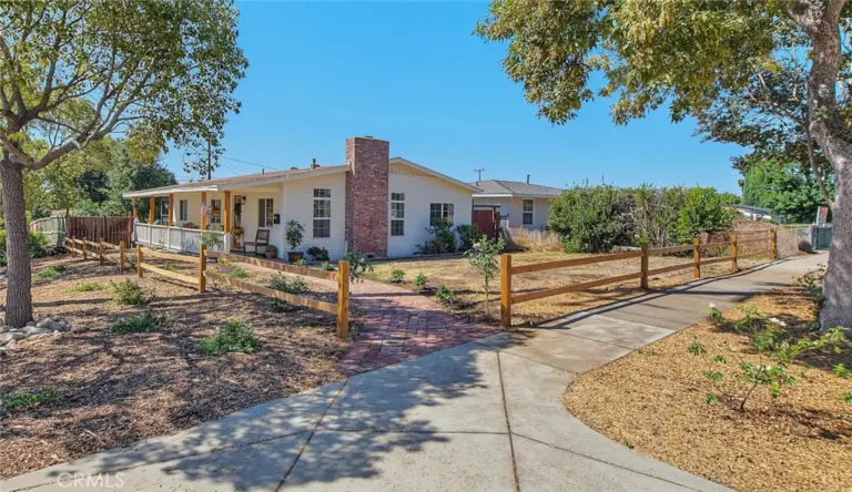 321 N Cataract, San Dimas