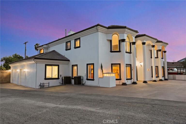 322 E 19th, Upland