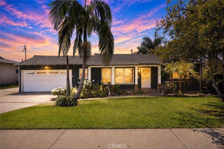 334 E Juanita Avenue, San Dimas