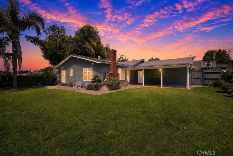 334 E Juanita Avenue, San Dimas
