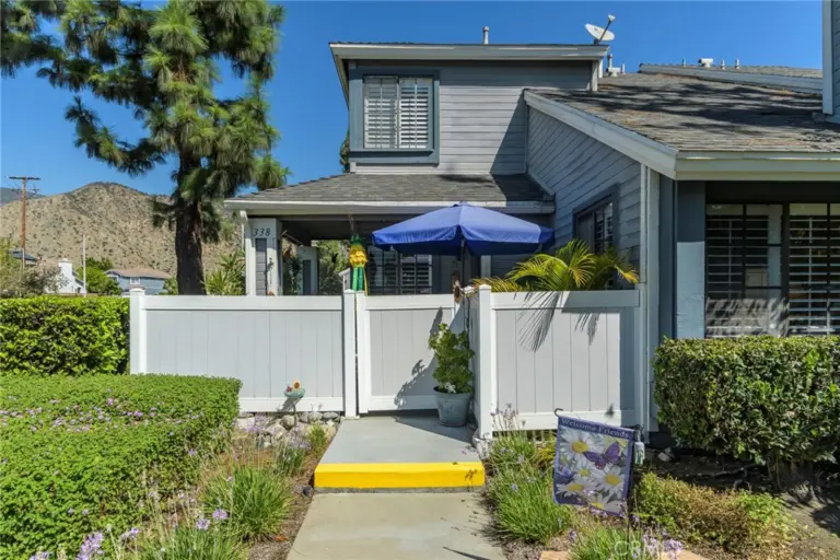 338 Monroe Ct, Azusa