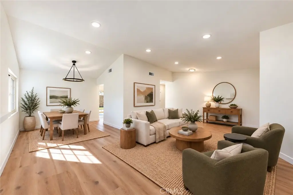 3407 Lucero, La Verne