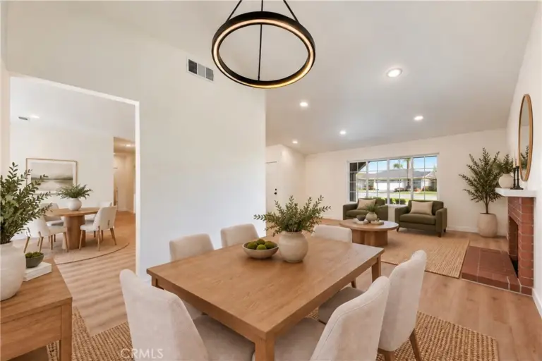 3407 Lucero, La Verne