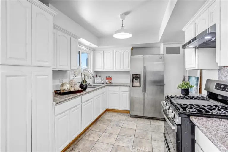 3426 S Hedgerow, West Covina
