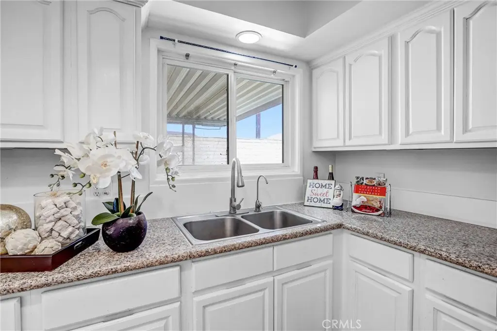 3426 S Hedgerow, West Covina