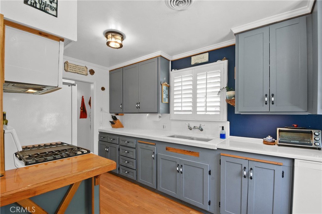 346 Saint Bonaventure, Claremont